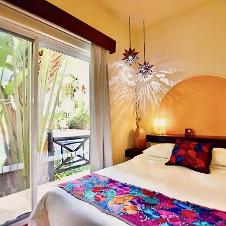 Riviera Del Sol Amazing Double Queen Junior Suite 304
